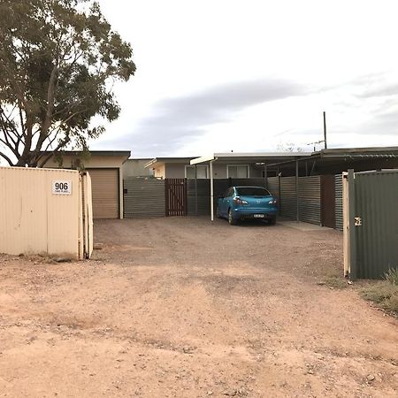 Cave Place Units Coober Pedy Exterior foto